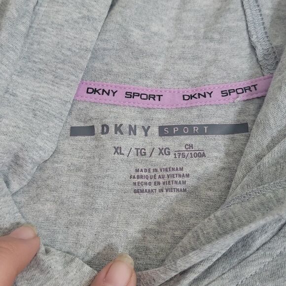 𝅺DKNY Sport Womens size XL Hooded Gray Long Sleeved Crop Top - Picture 6 of 6